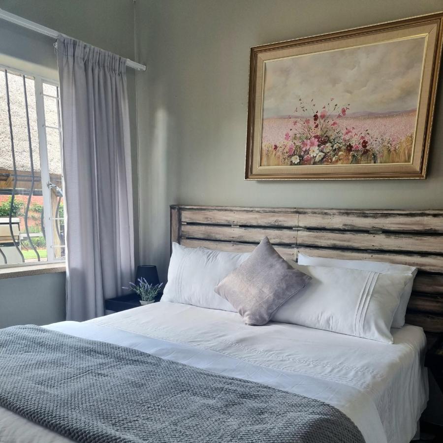 Isabel'S B & B Krugersdorp Exteriör bild