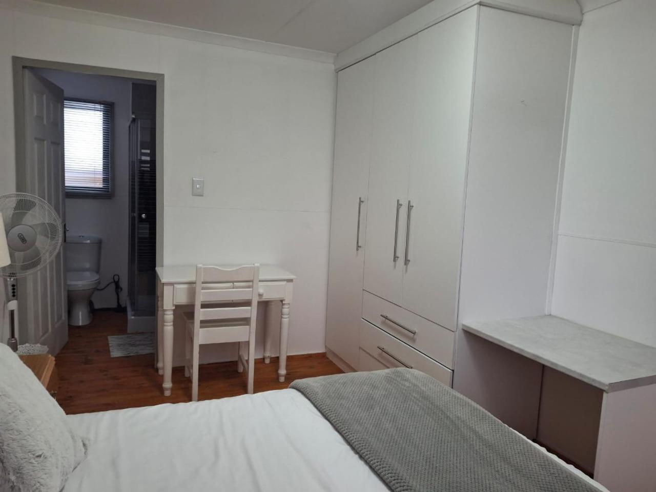 Isabel'S B & B Krugersdorp Rum bild